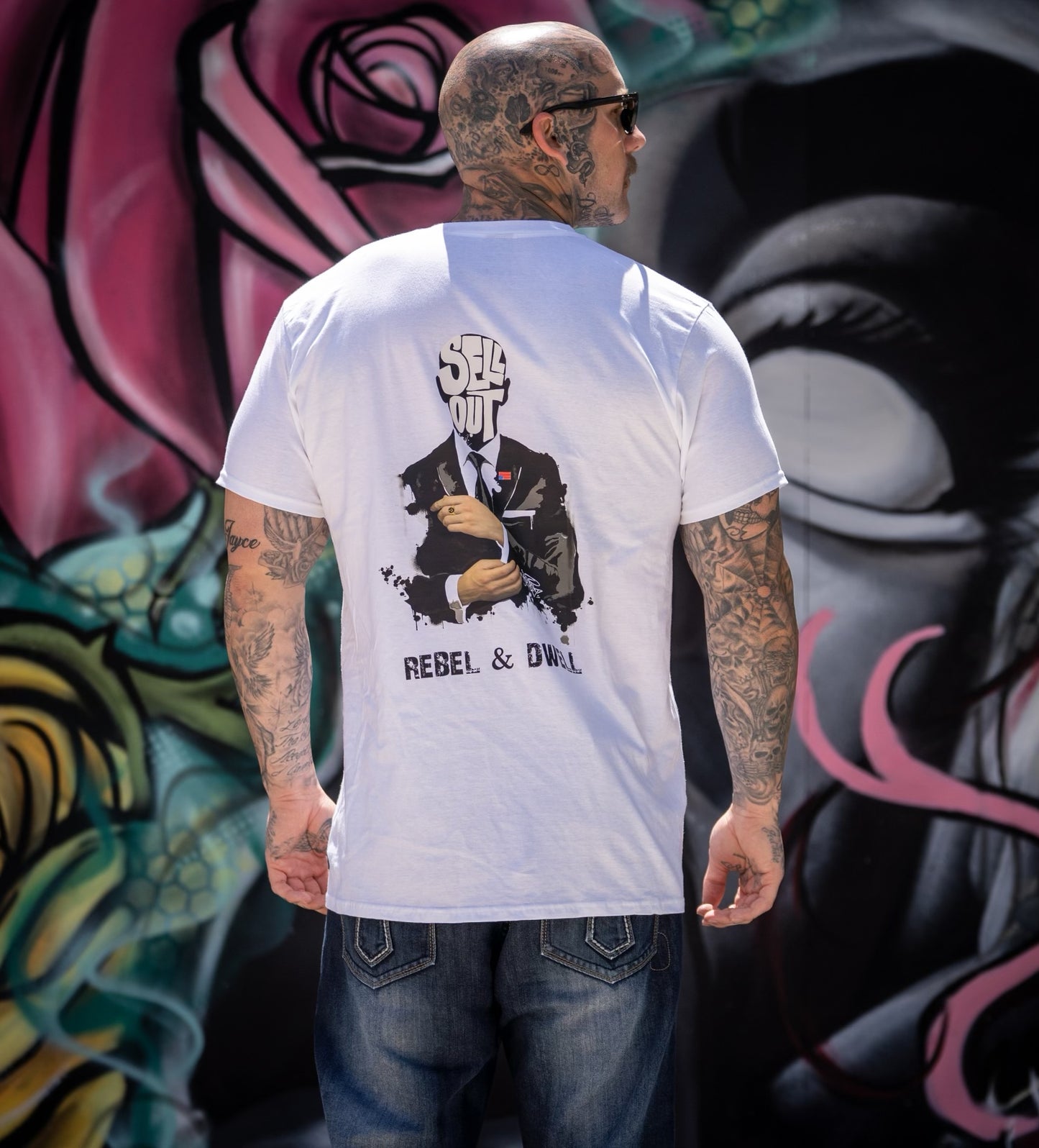 Sellout Short sleeve t-shirt